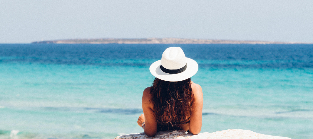 Funghi e micosi estive: come prevenirli in piscina, spiaggia e palestra