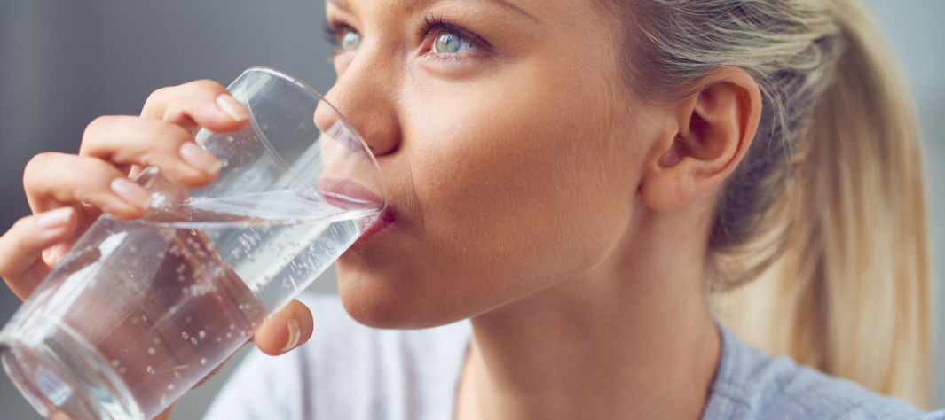 Come scegliere quale acqua bere: i nostri consigli Come scegliere quale acqua bere: i nostri consigli